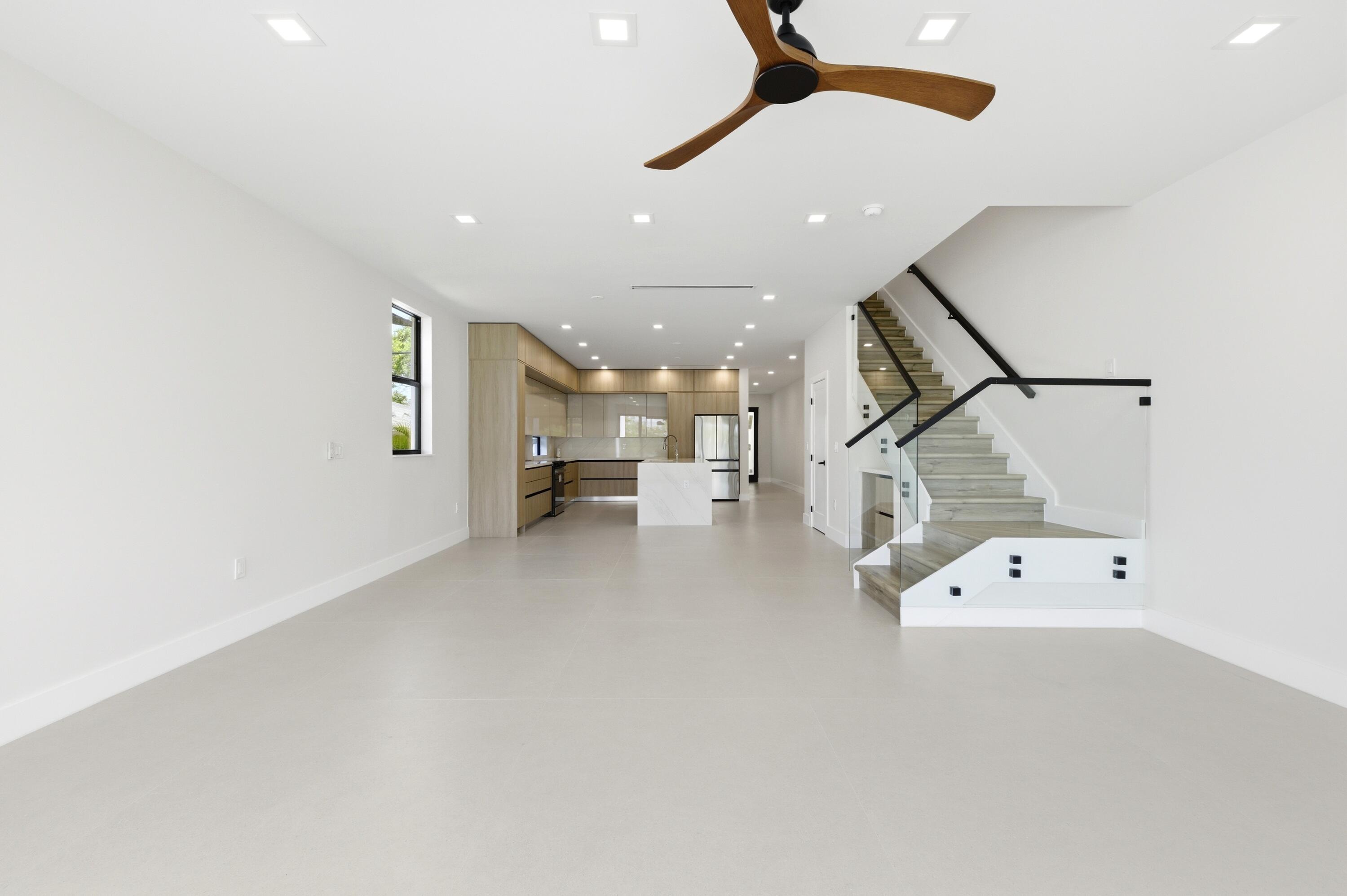 Sailboat Bend - Residential