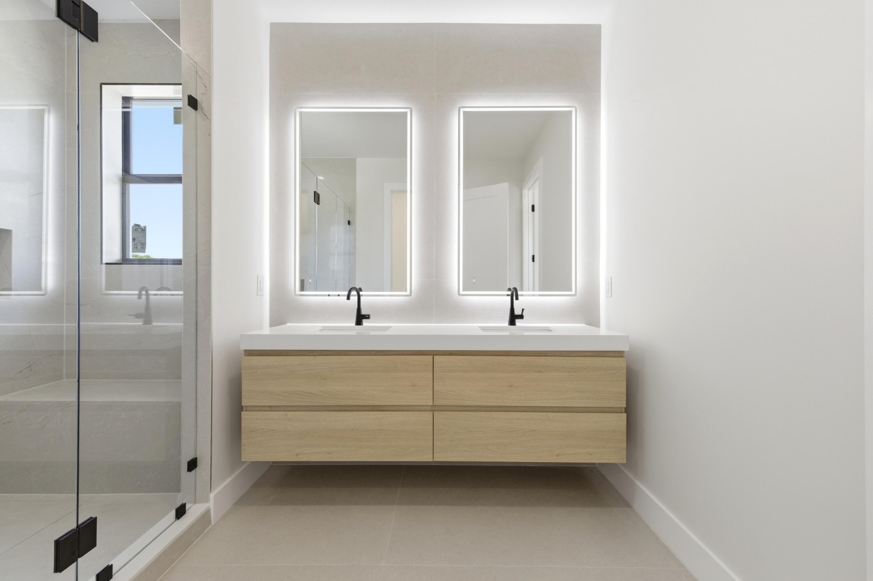 Sailboat Bend - Residential