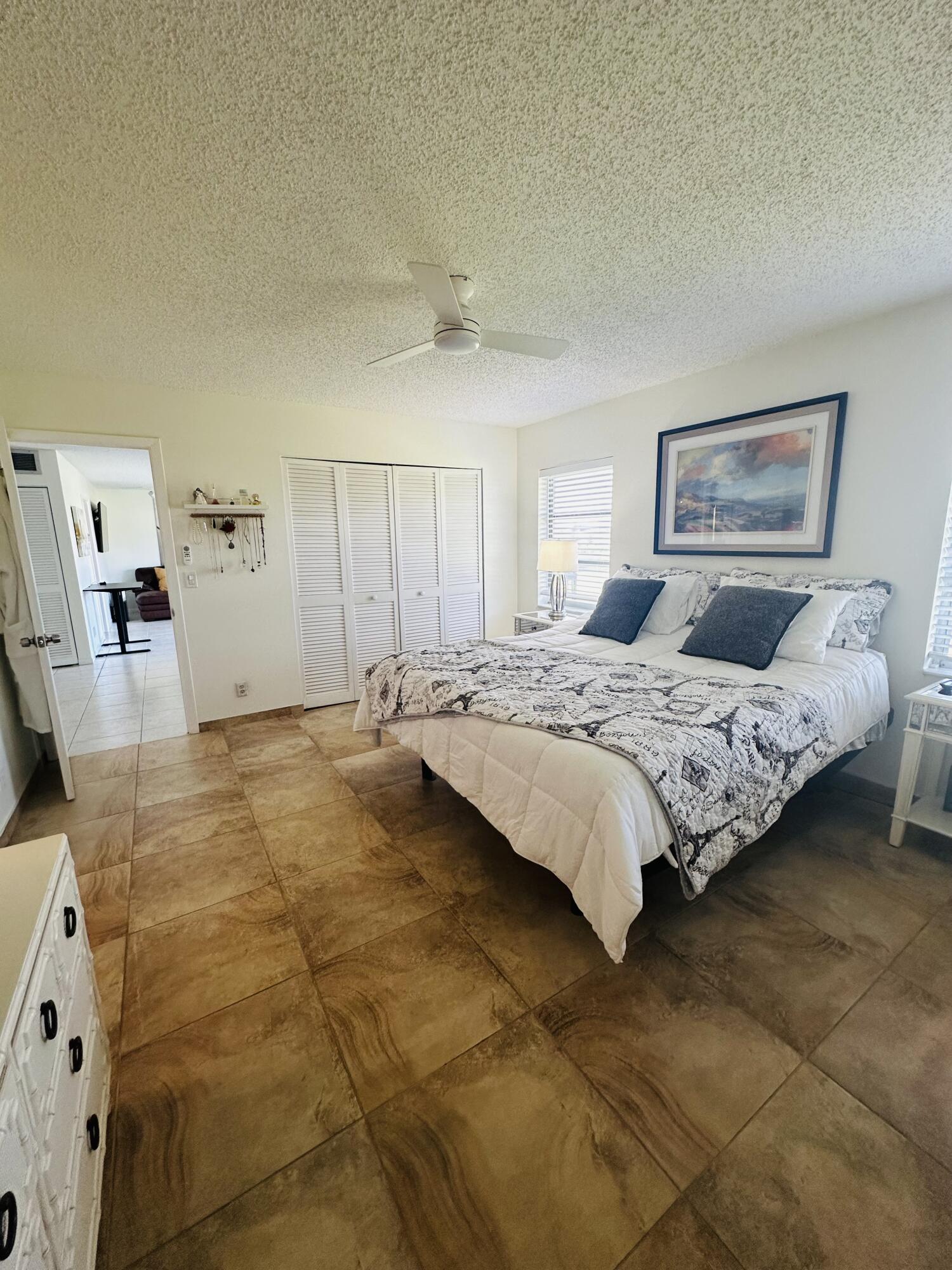 PALM GREENS AT VILLA DEL RAY CONDO II - Residential