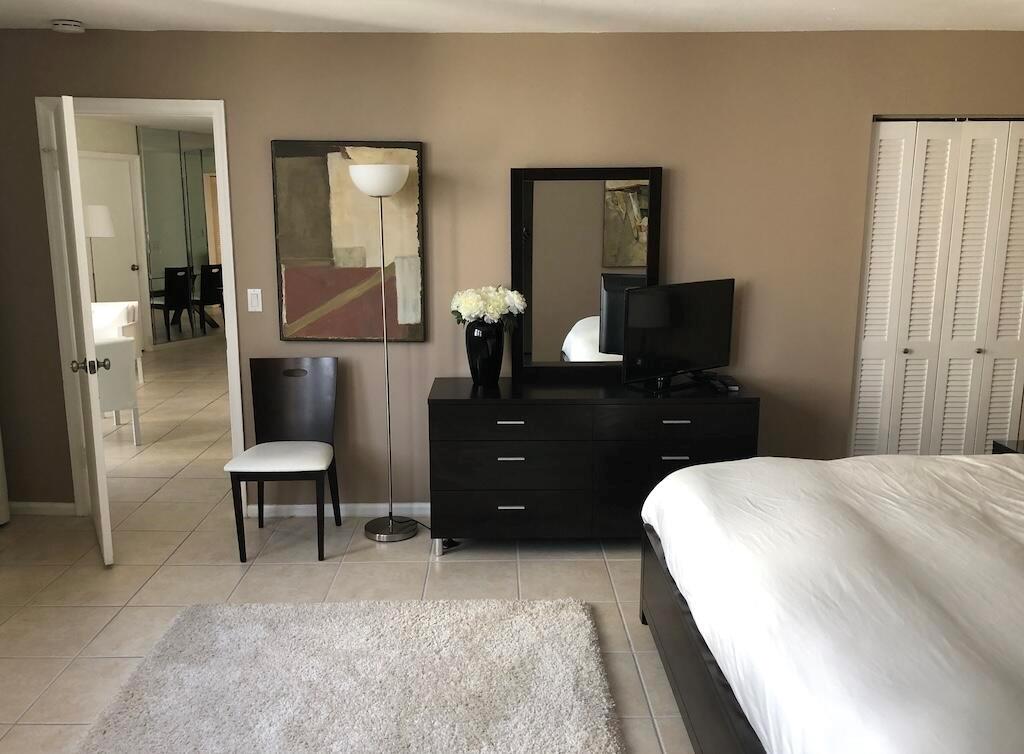 PHOENIX TOWERS CONDO - Residential Lease