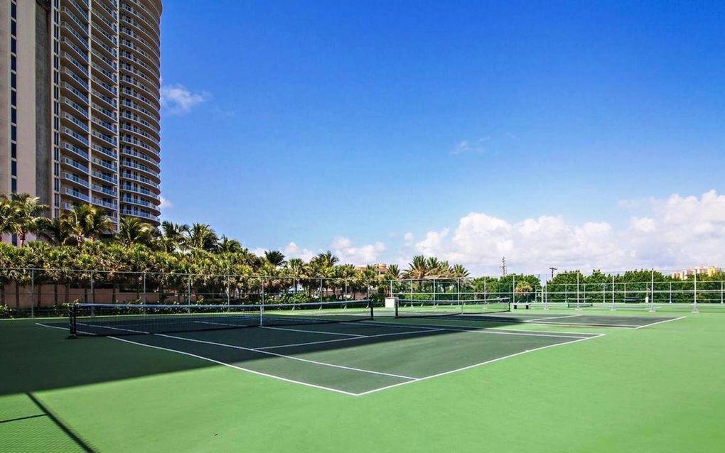 PHOENIX TOWERS CONDO - Residential Lease