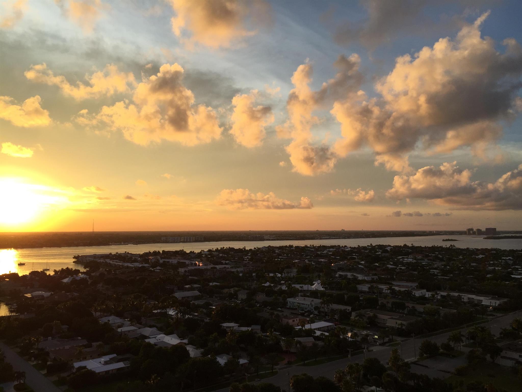 PHOENIX TOWERS CONDO - Residential Lease