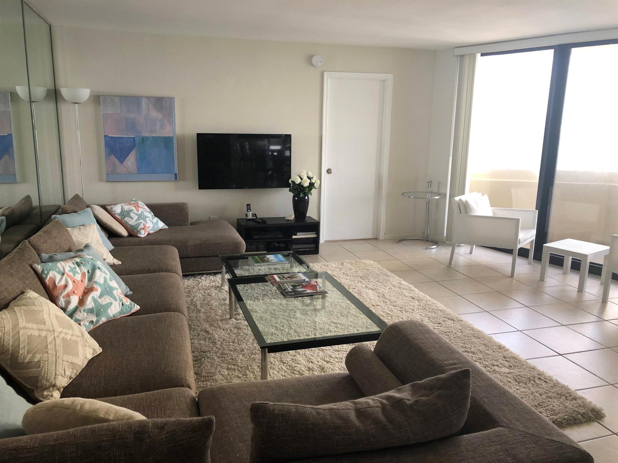 PHOENIX TOWERS CONDO - Residential Lease