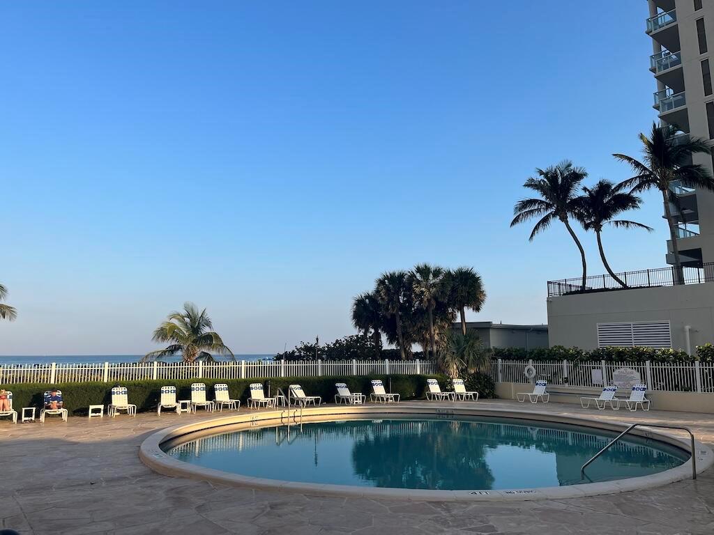 PHOENIX TOWERS CONDO - Residential Lease