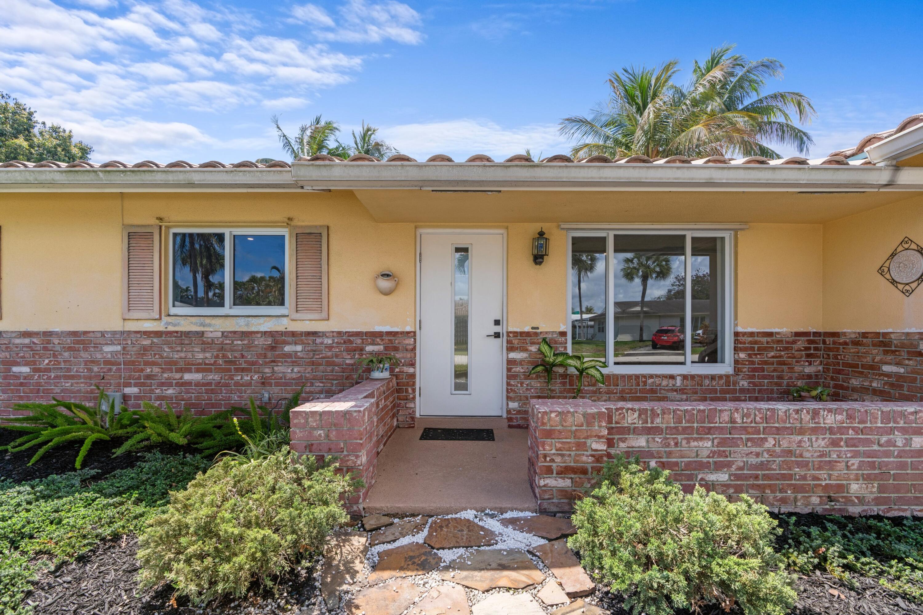 BOCA RATON SQUARE 16 - Residential