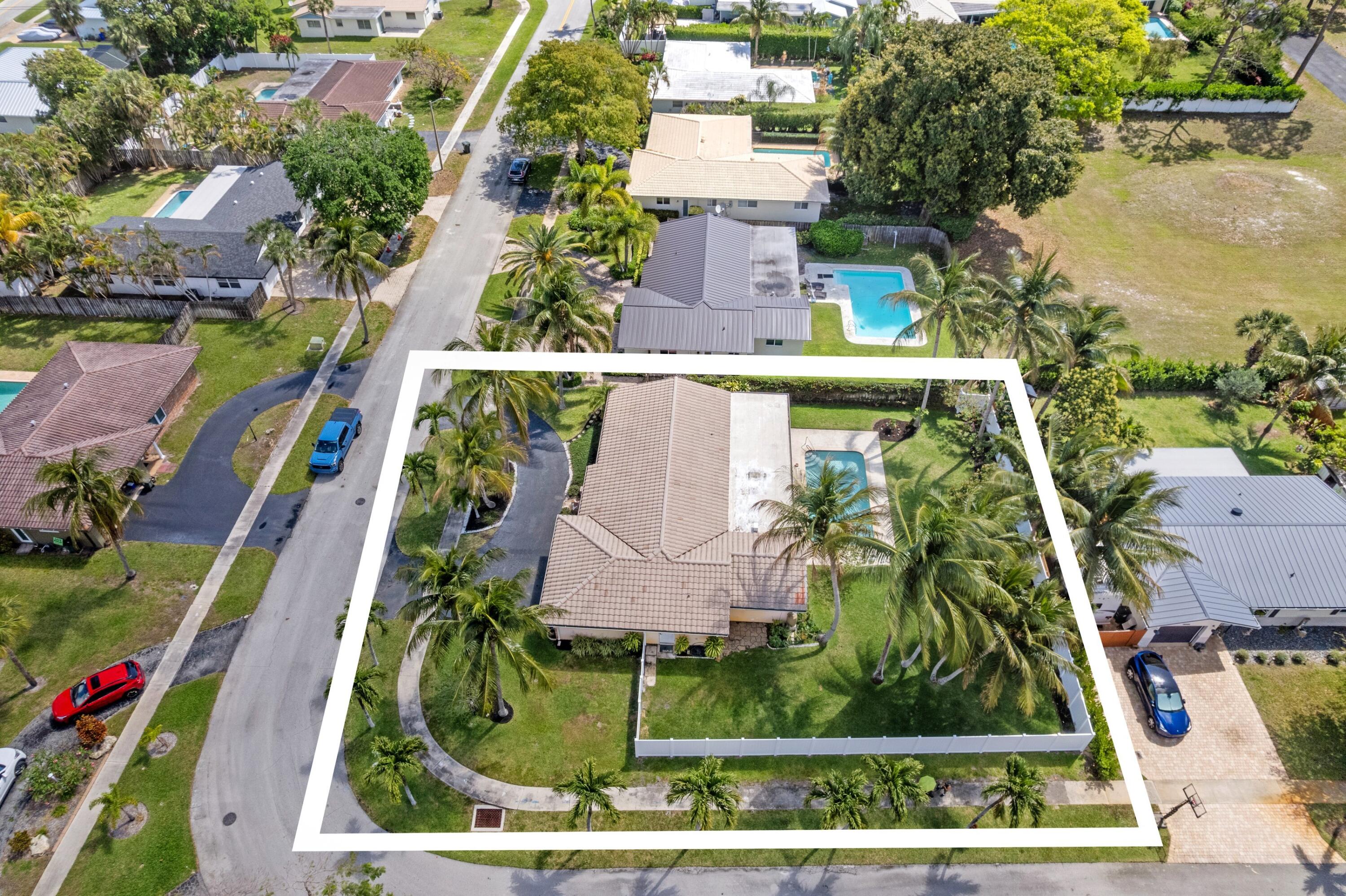 BOCA RATON SQUARE 16 - Residential