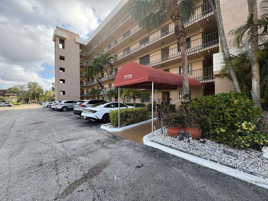 Photo of 7770 Tahiti Lane #501, Lake Worth, FL 33467 (MLS # R11085263)