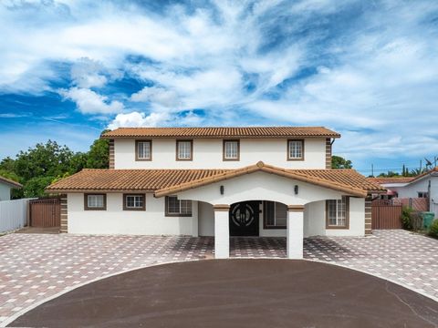 2705 SW 108th Court Miami FL 33165