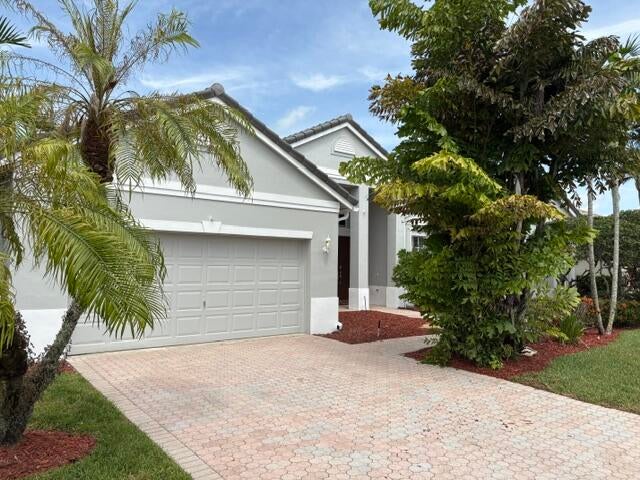 Photo of 2721 W Abiaca Circle, Davie, FL 33328 (MLS # B26038929)