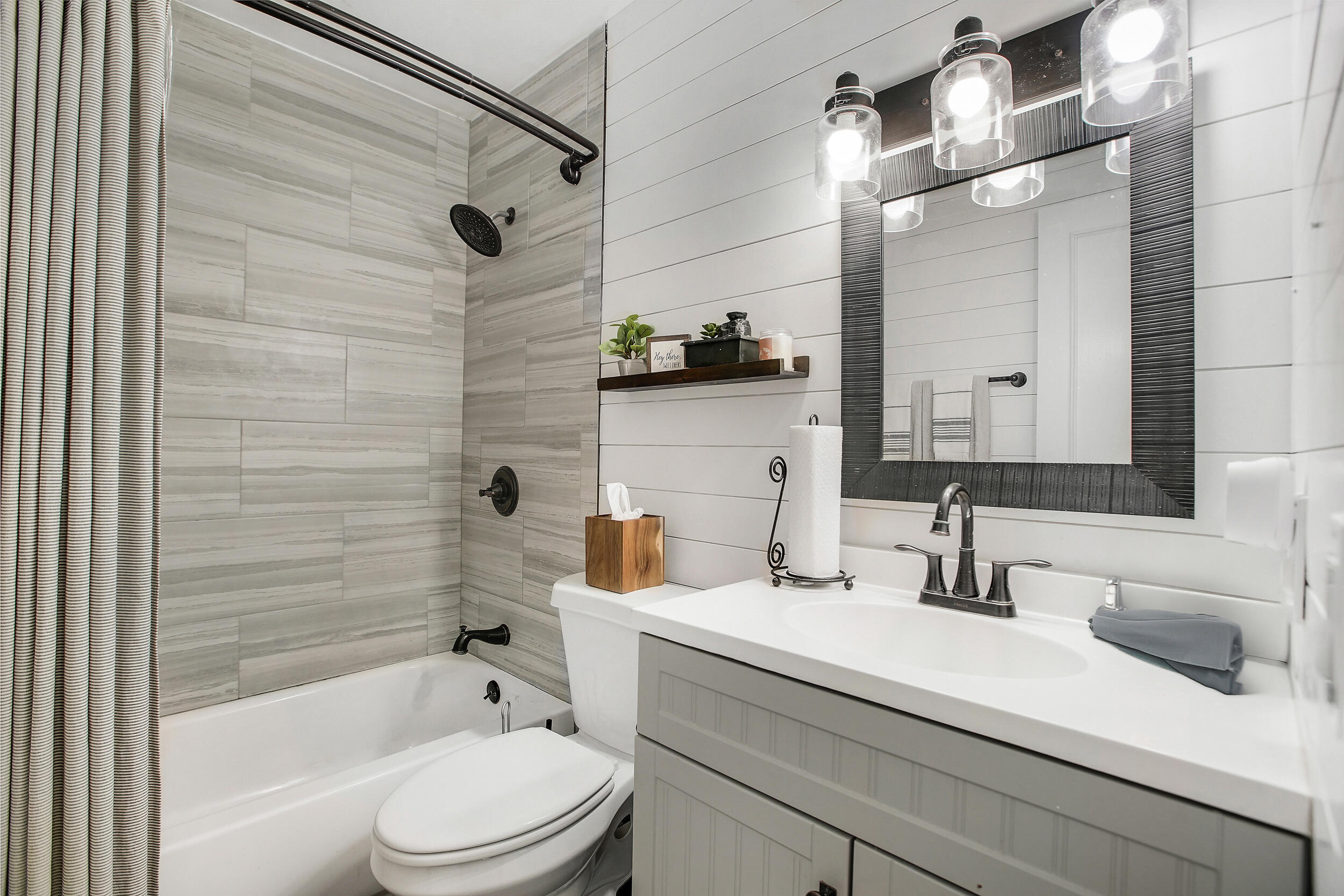 CONCEPT HOMES OF LANTANA 4 - Residential