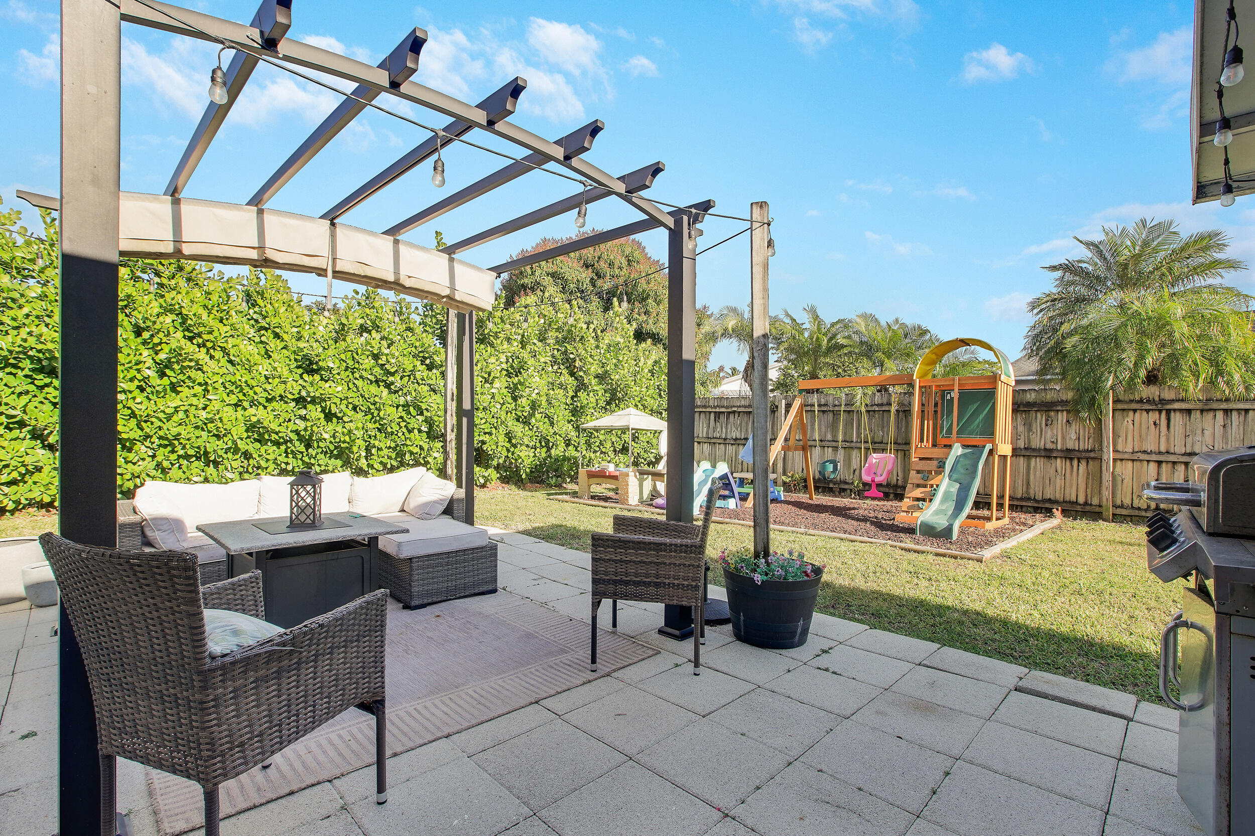 CONCEPT HOMES OF LANTANA 4 - Residential