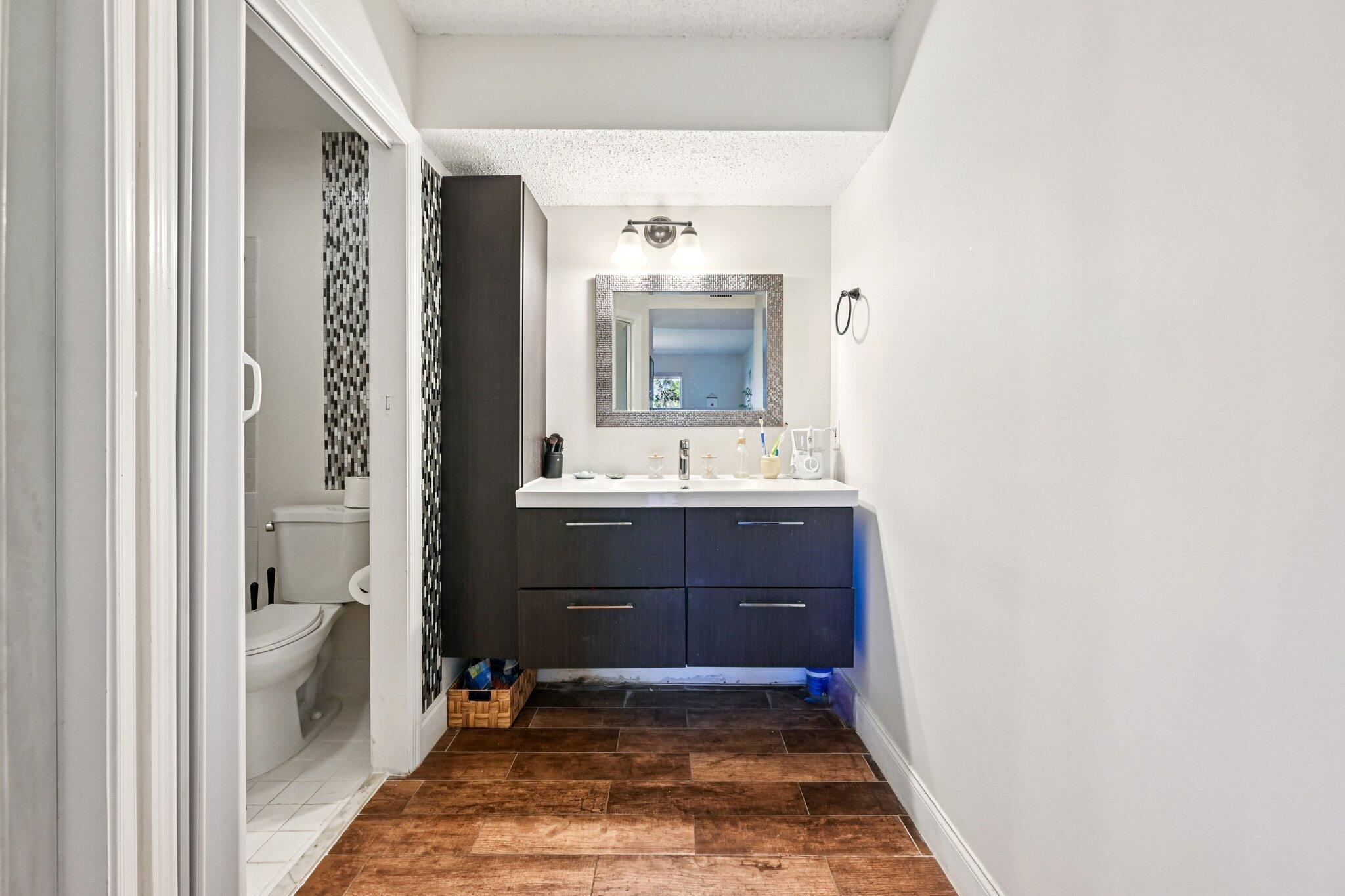 SOUTH LAKE CONDO - Residential