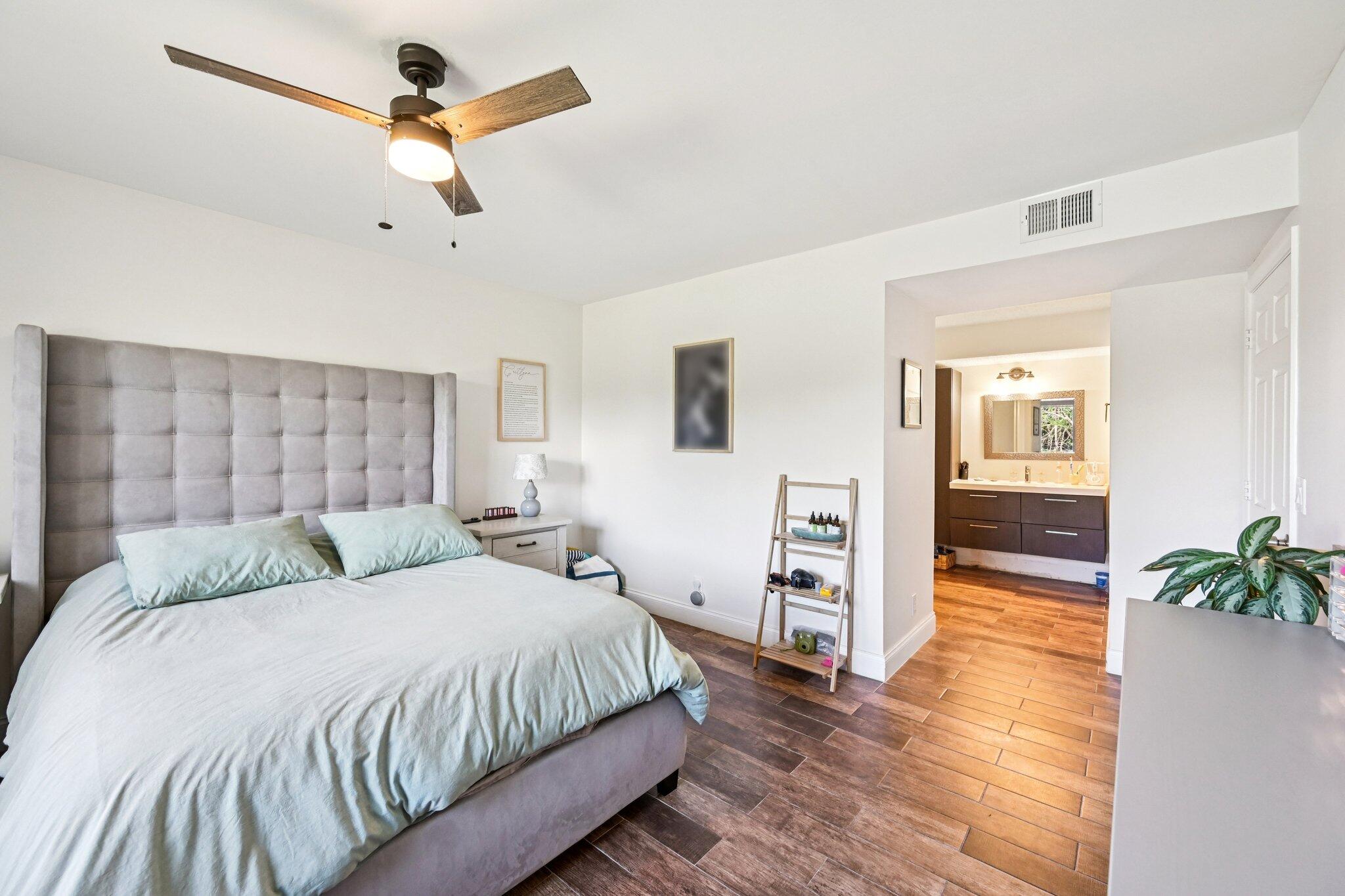 SOUTH LAKE CONDO - Residential