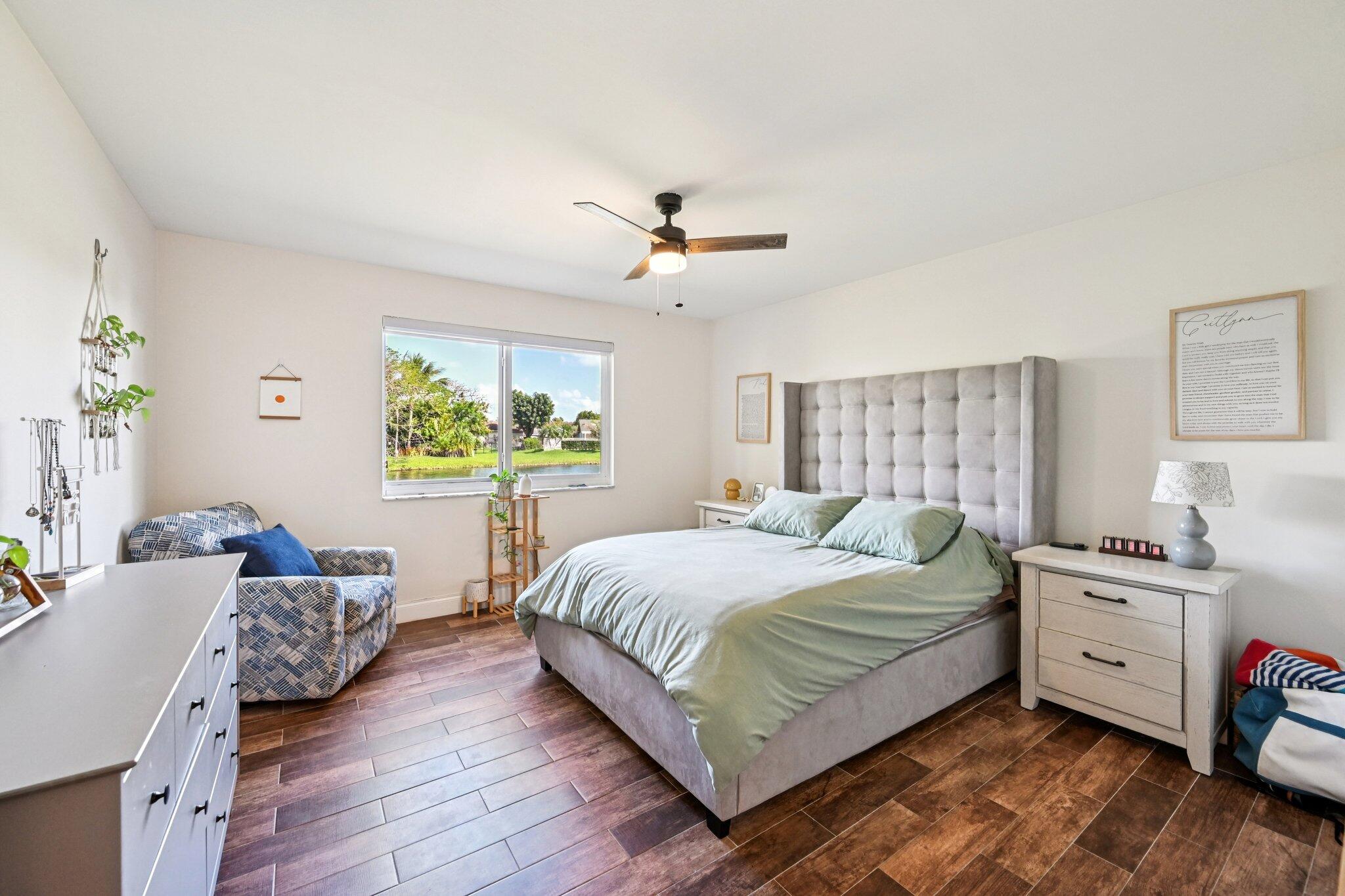 SOUTH LAKE CONDO - Residential