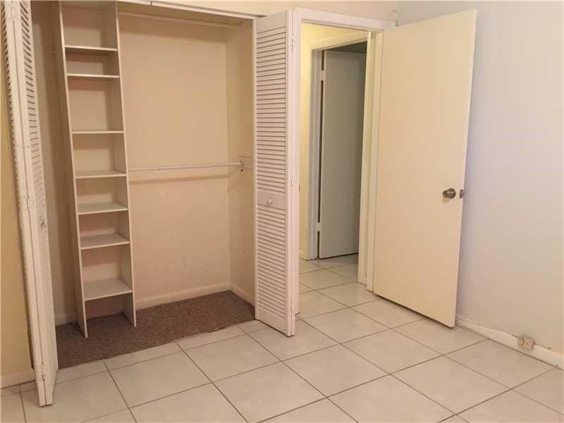 FLAMINGO VILLAS - Residential Lease