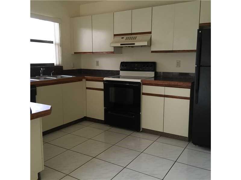 FLAMINGO VILLAS - Residential Lease