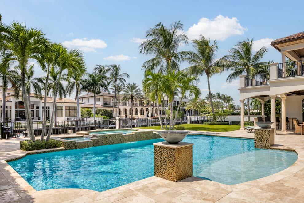 ROYAL PALM YACHT & COUNTR - Residential