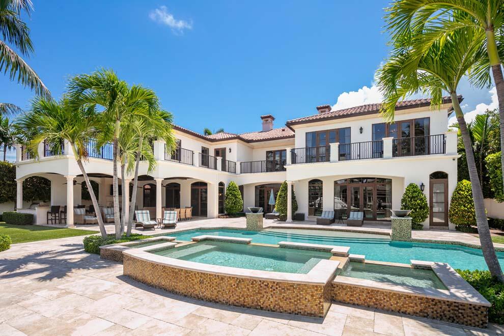 ROYAL PALM YACHT & COUNTRY CLUB - Residential