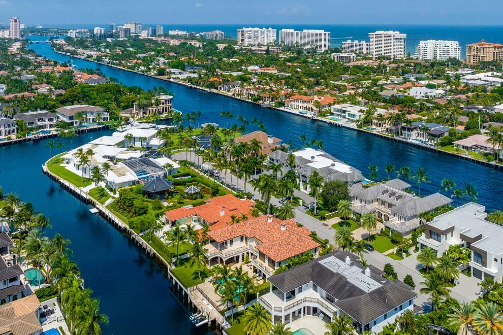 ROYAL PALM YACHT & COUNTRY CLUB - Residential