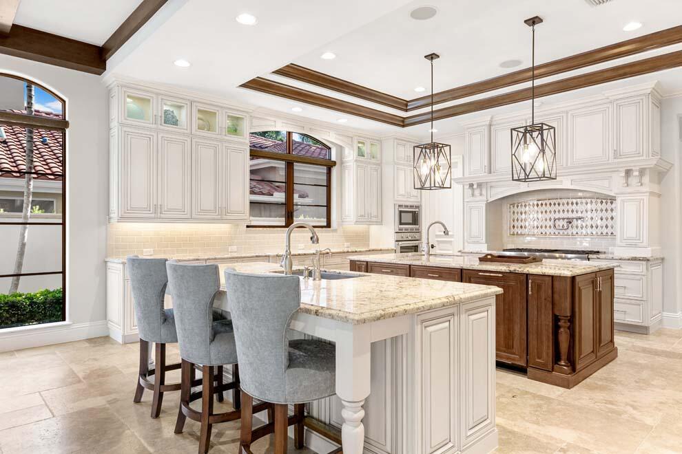 ROYAL PALM YACHT & COUNTR - Residential