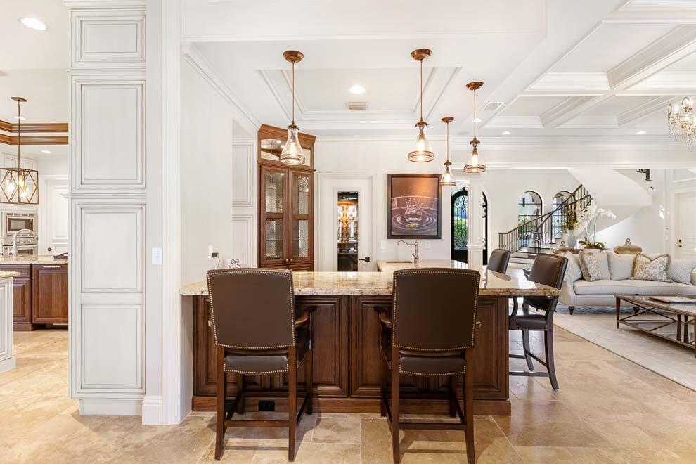 ROYAL PALM YACHT & COUNTR - Residential