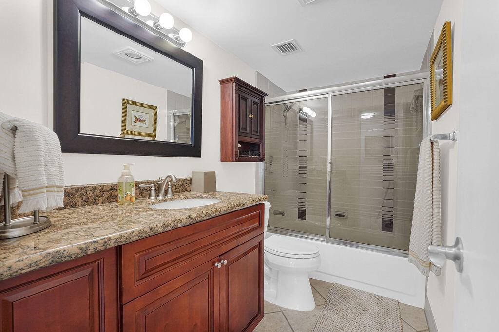 RIVER REACH CONDOMINIUM III - Residential