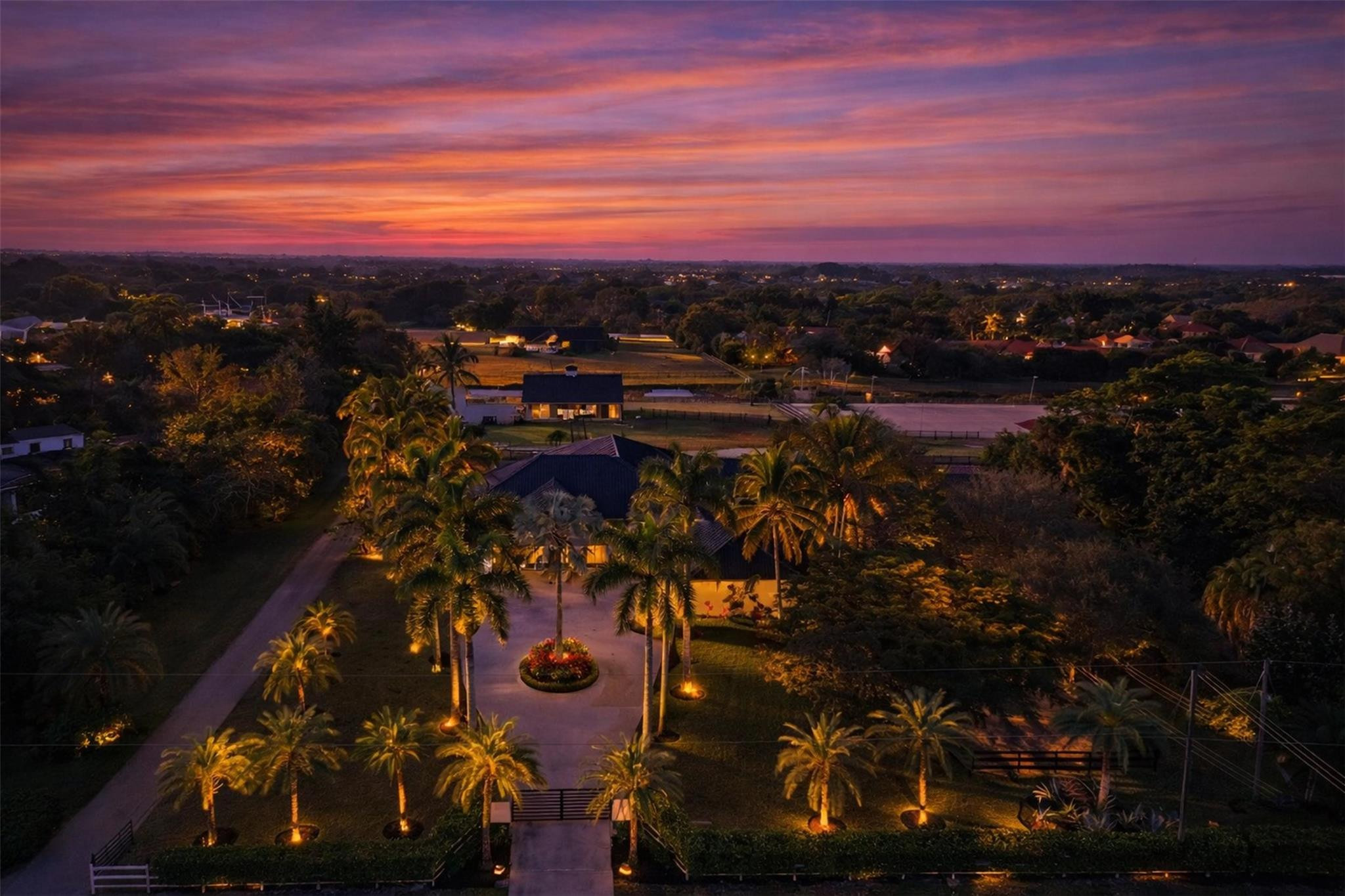 PADDOCK PARK 2 OF WELLINGTON - Residential