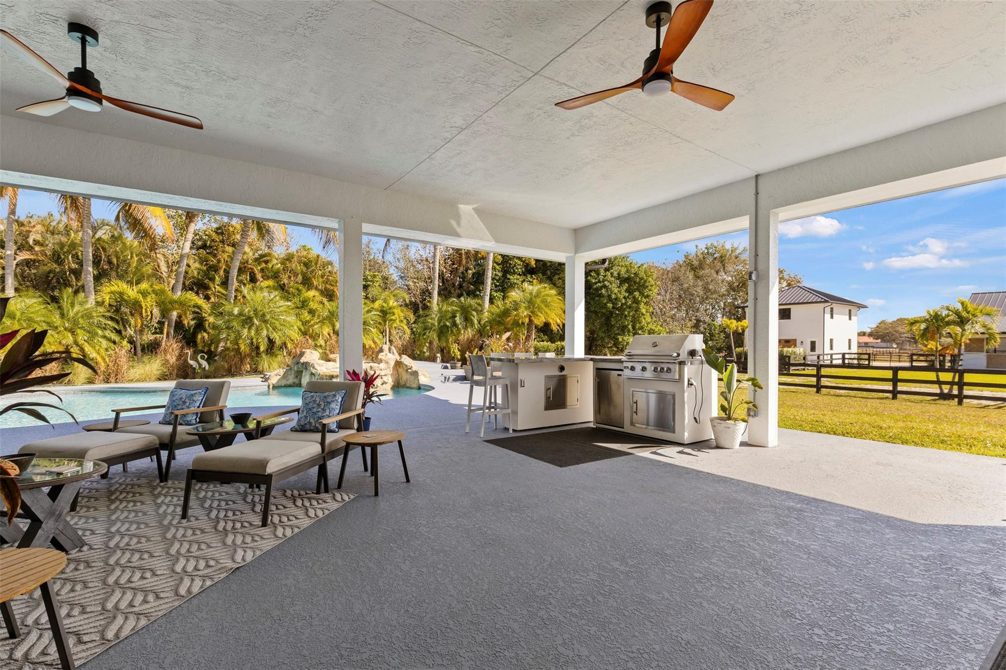 PADDOCK PARK 2 OF WELLINGTON - Residential