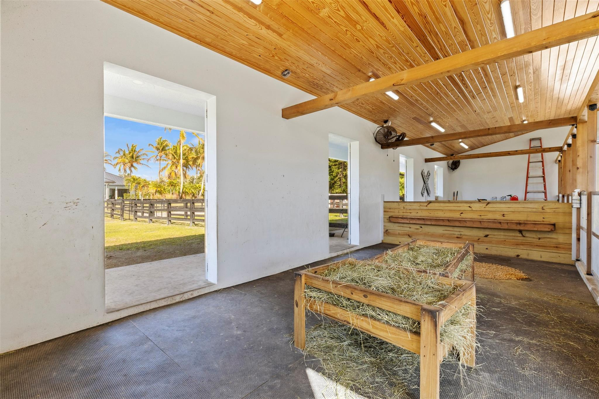 PADDOCK PARK 2 OF WELLINGTON - Residential