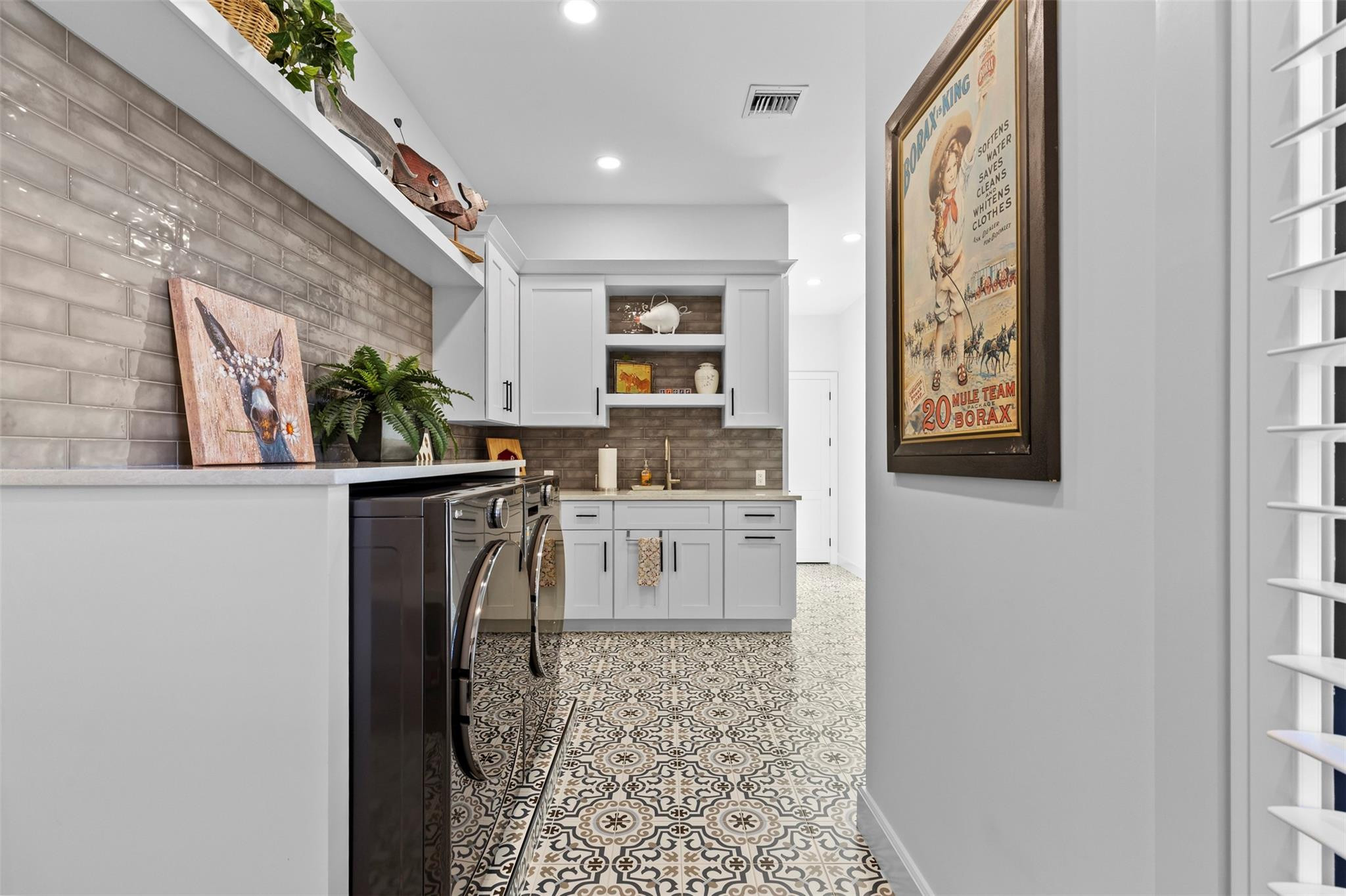 PADDOCK PARK 2 OF WELLINGTON - Residential