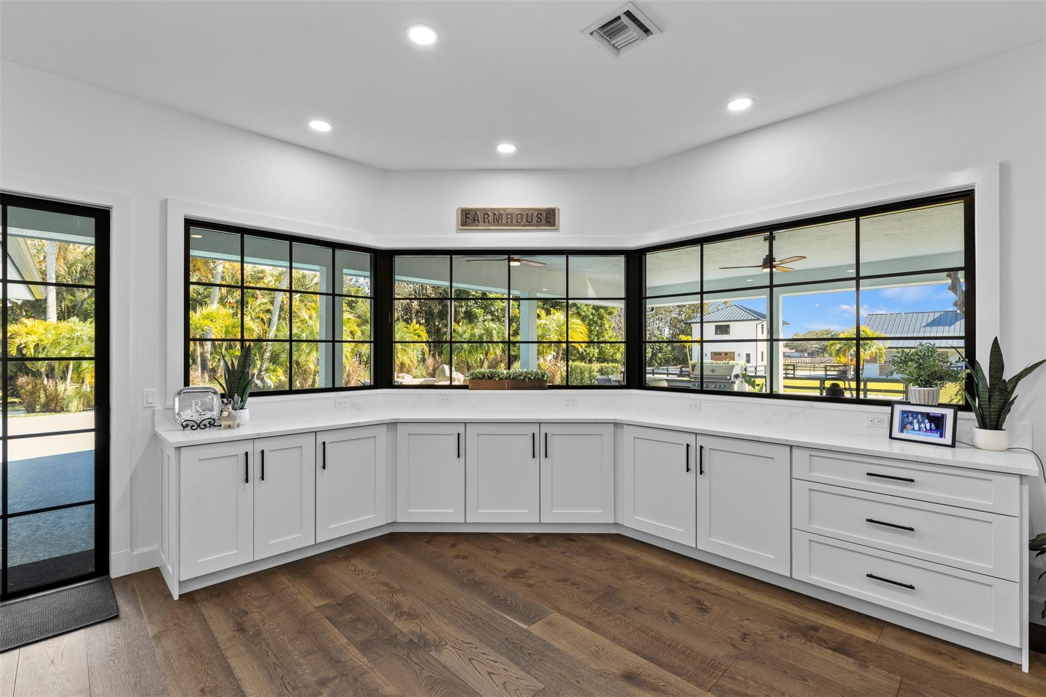 PADDOCK PARK 2 OF WELLINGTON - Residential