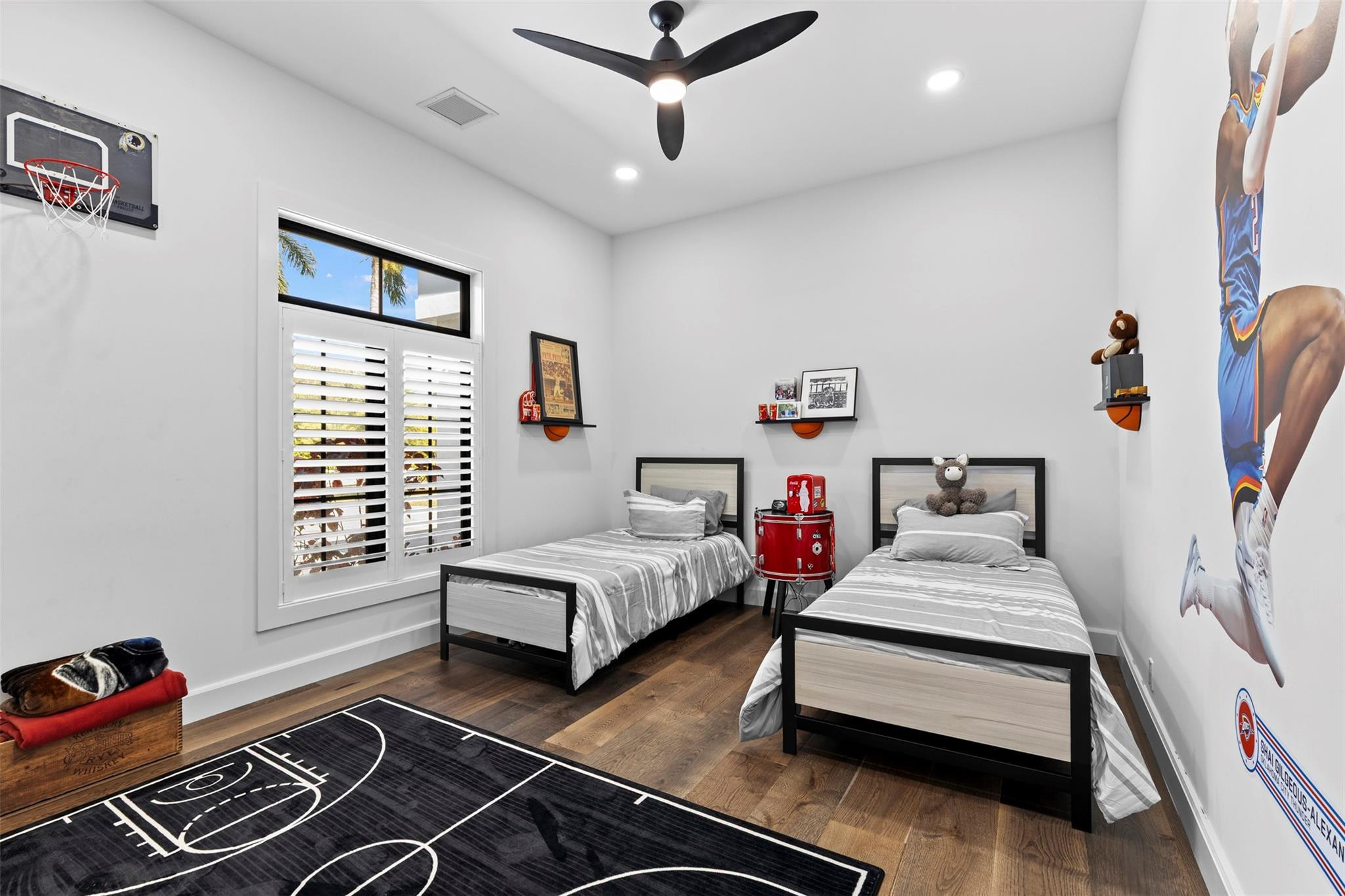 PADDOCK PARK 2 OF WELLINGTON - Residential