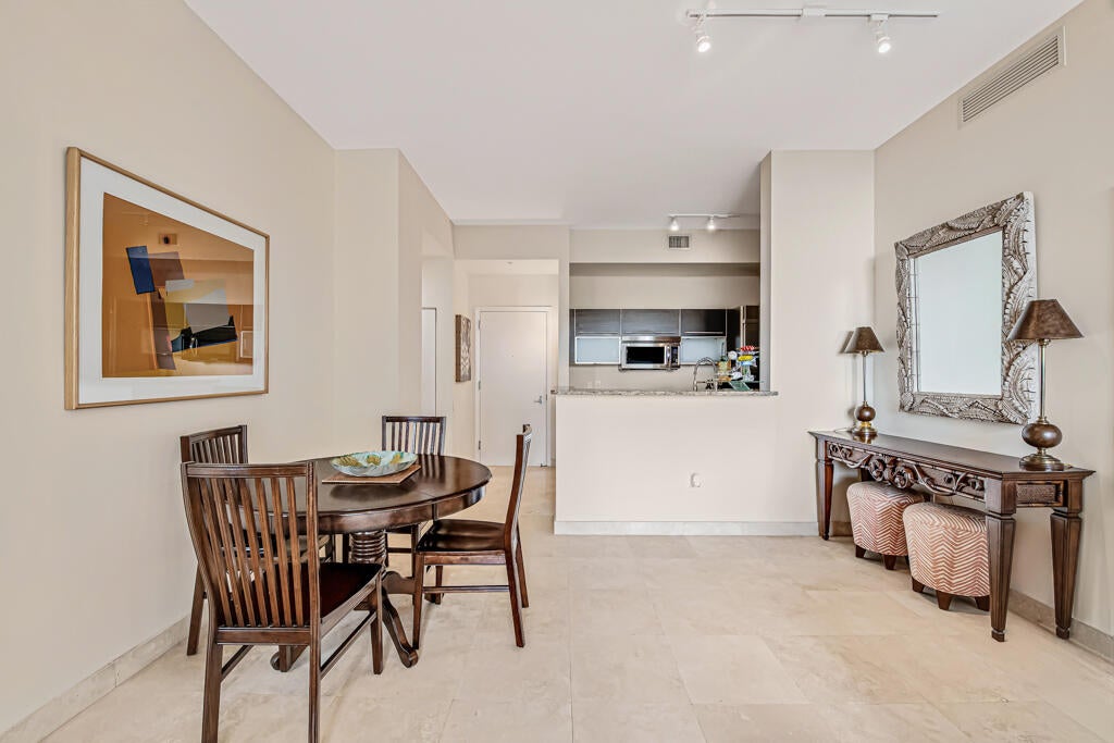 550 Okeechobee Boulevard Lph-15
