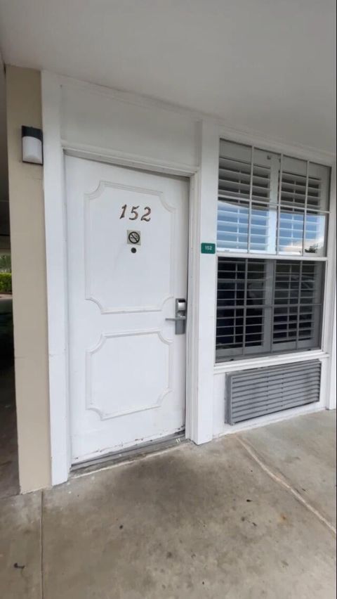 2555 9th Street N 152 Naples FL 34103