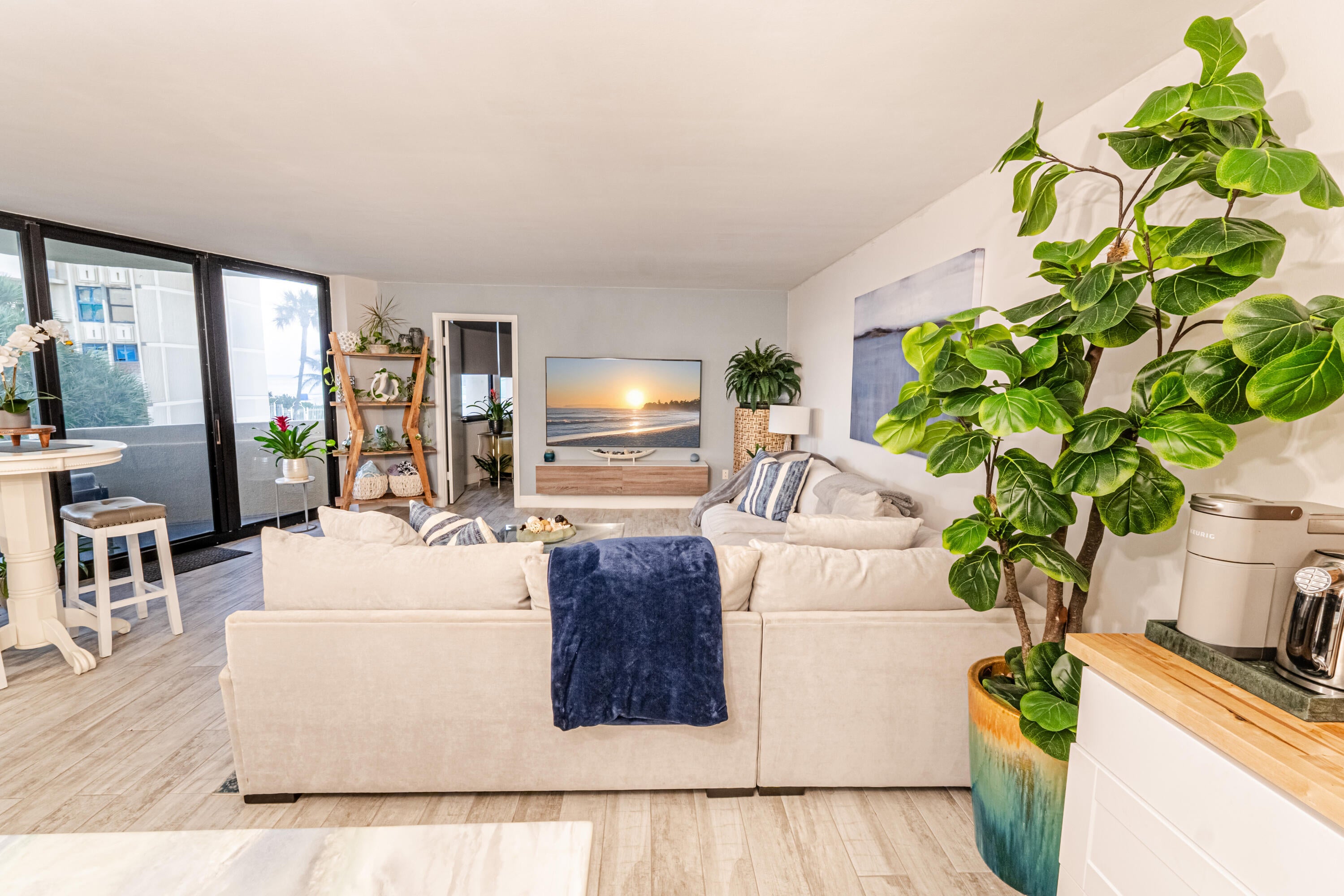 2800 N OCEAN Drive B-2D