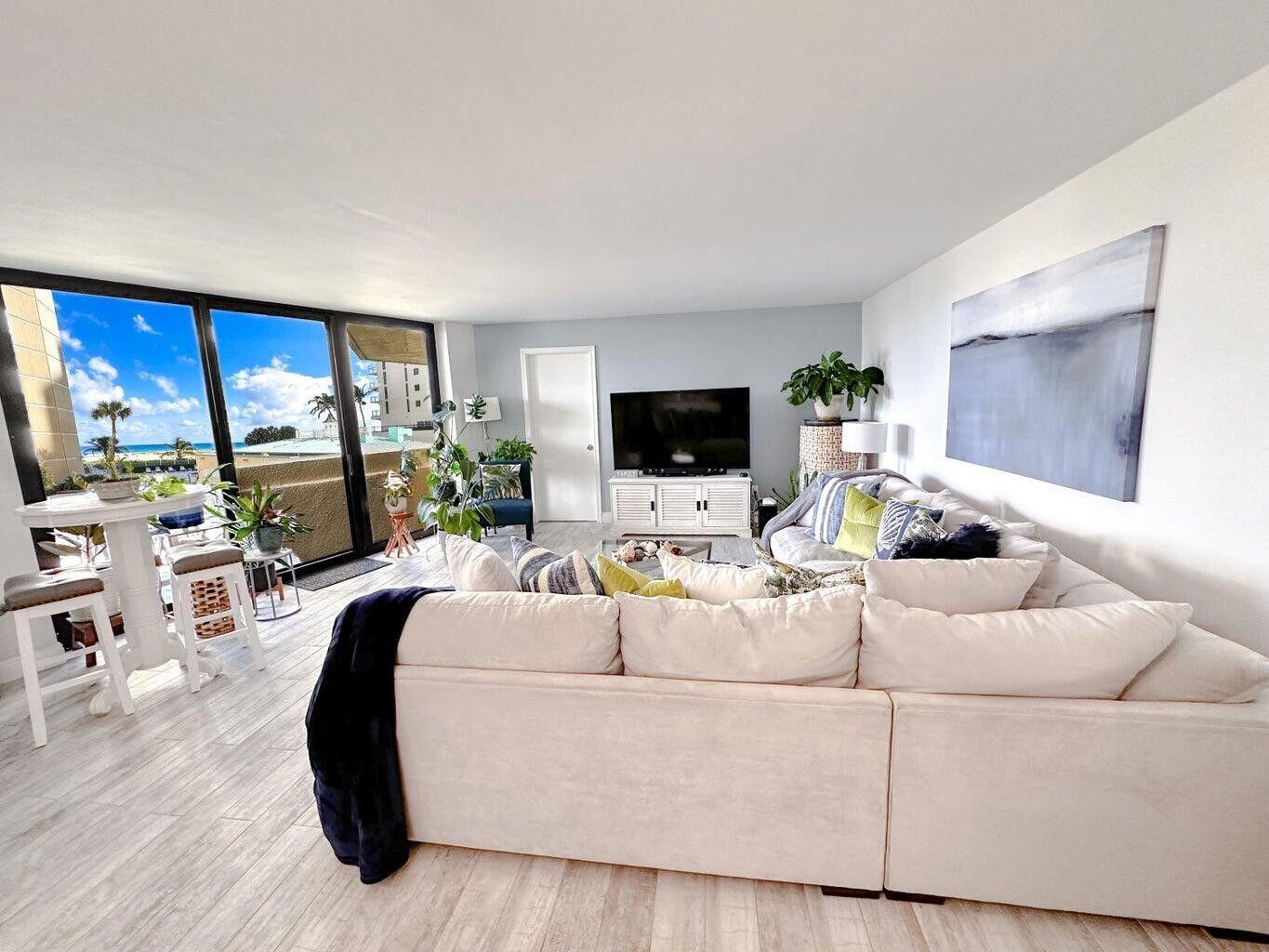 2800 N OCEAN Drive B-2D