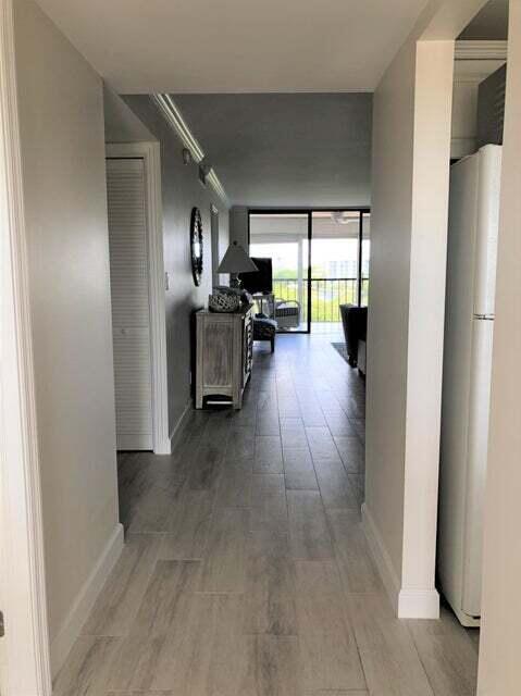 1631 Riverview Road 606