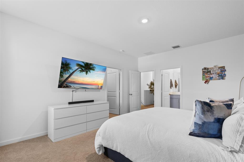 HIGHLAND OAKS - Residential