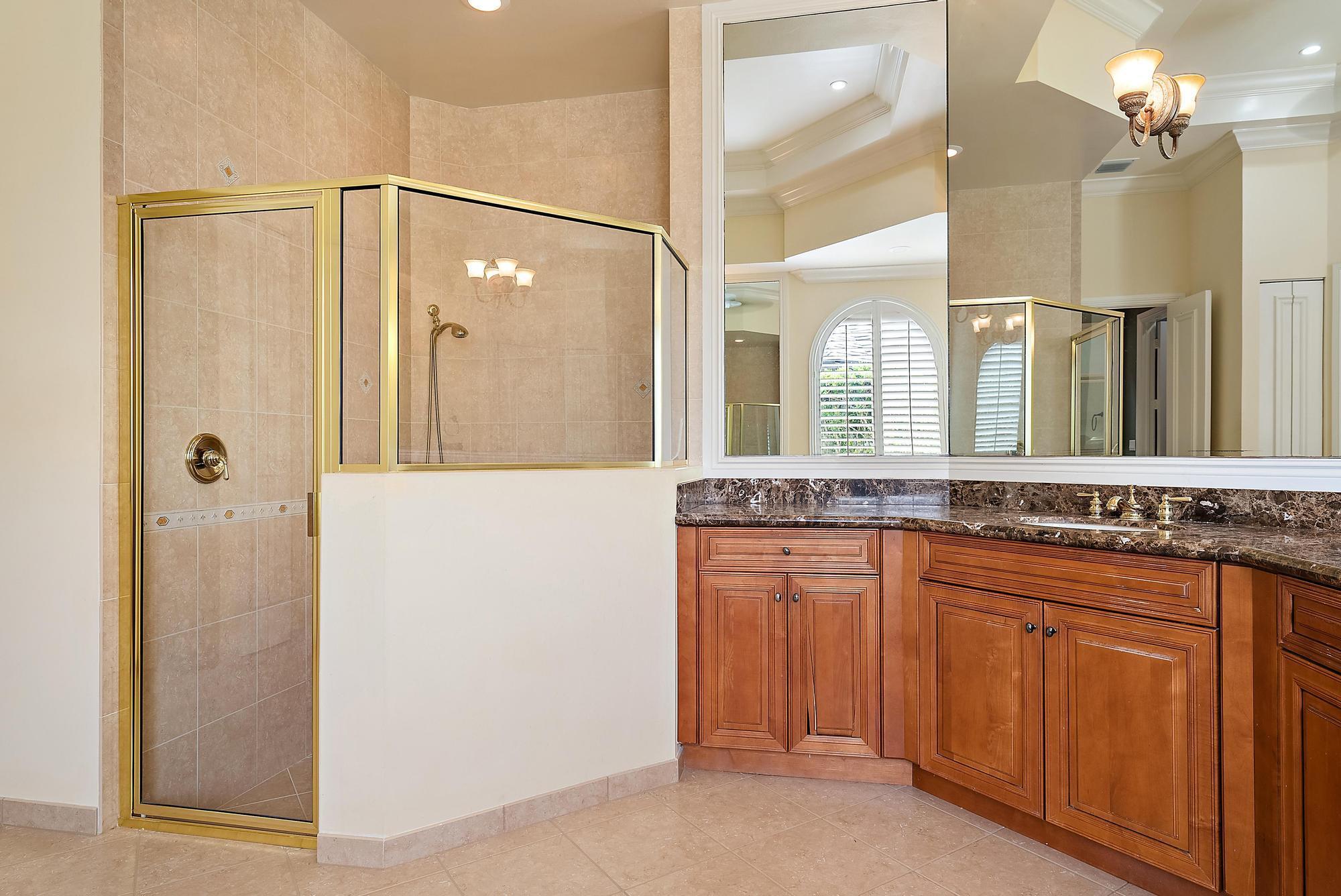 IBIS GOLF AND COUNTRY CLU - Residential