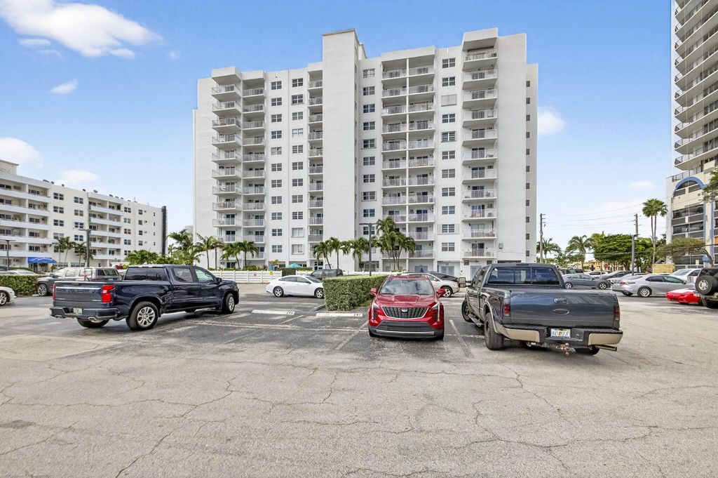 Photo of 200 S Birch Road #802, Fort Lauderdale, FL 33316 (MLS # R11140786)