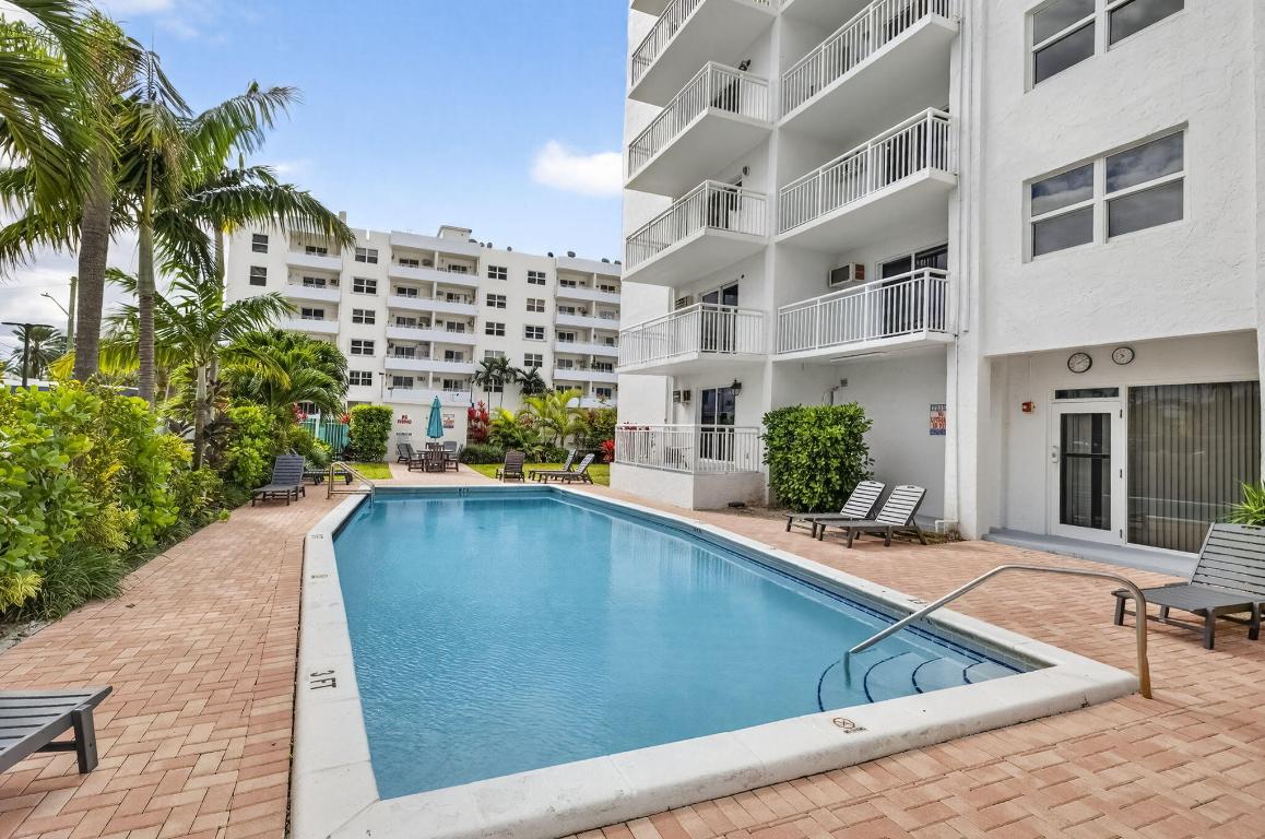 LEISURE BEACH CONDO - Residential