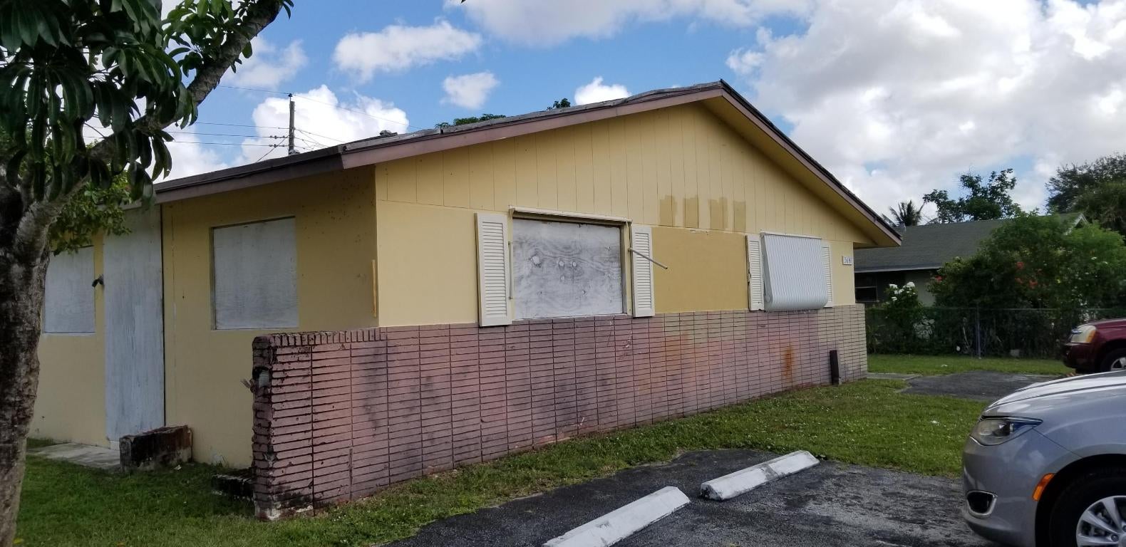 5641 NW 15th Street