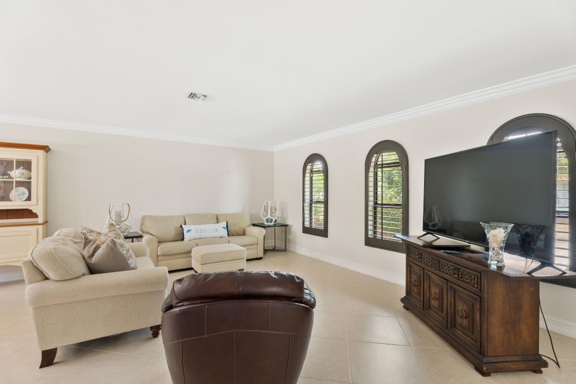 GOLF ESTATES - Residential