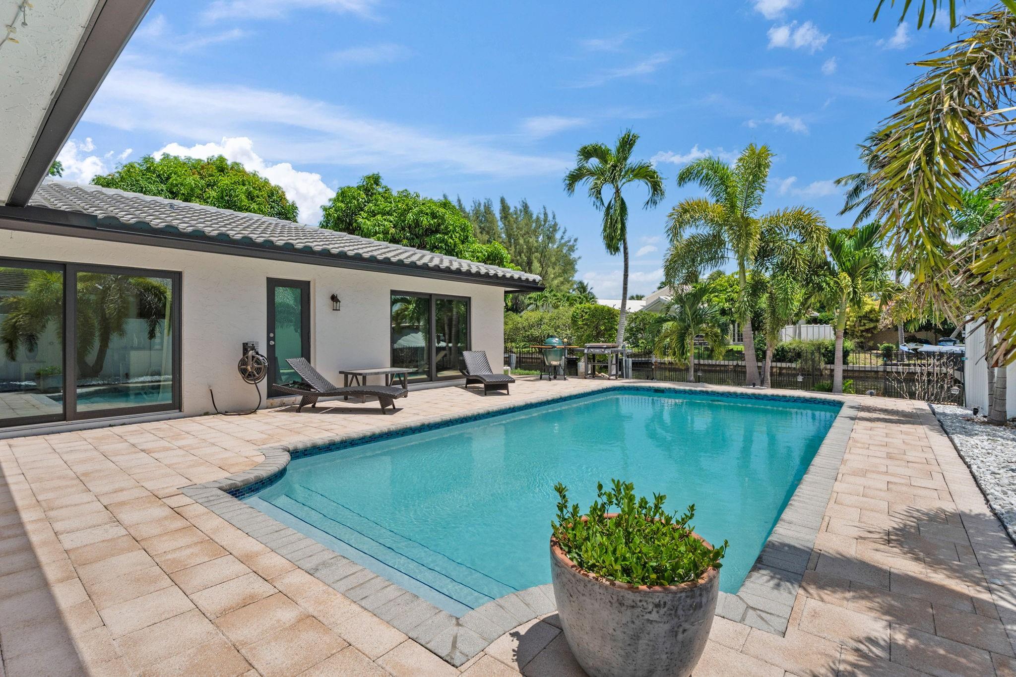 GOLF ESTATES - Residential