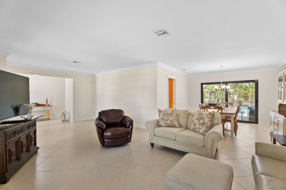 GOLF ESTATES - Residential