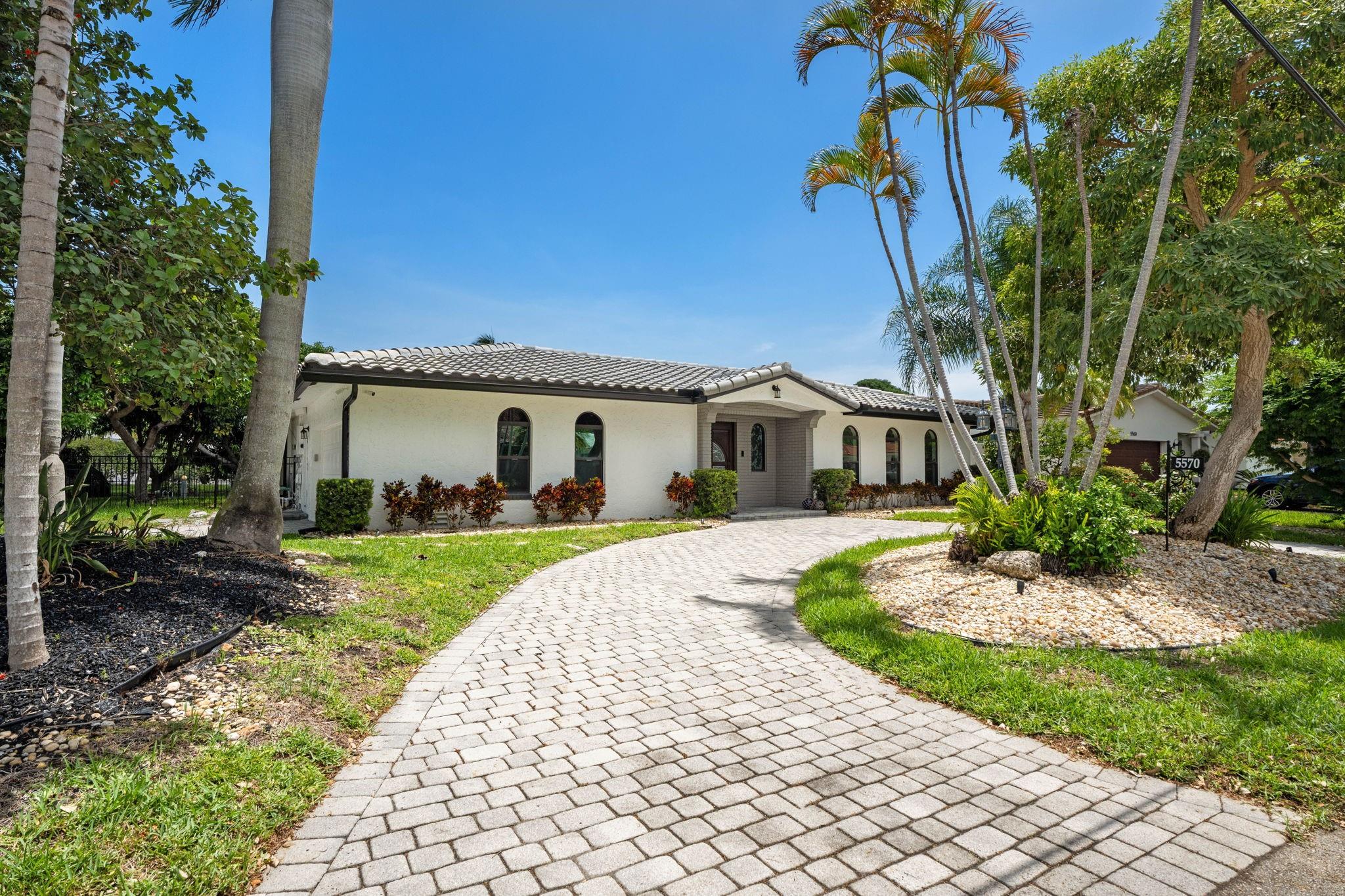 GOLF ESTATES - Residential