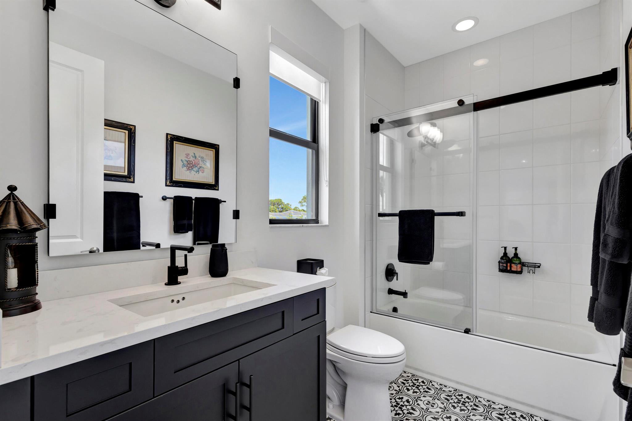 ARTISTRY - Residential