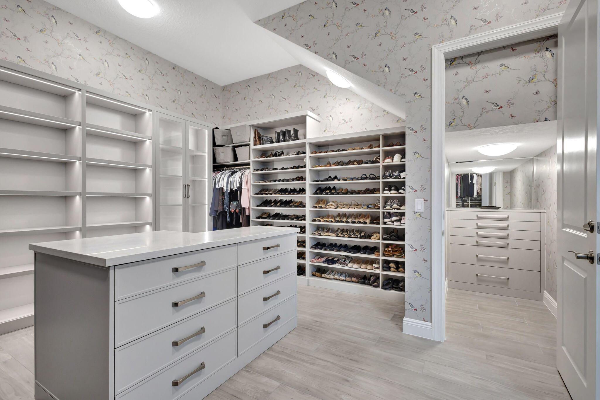 ARTISTRY - Residential