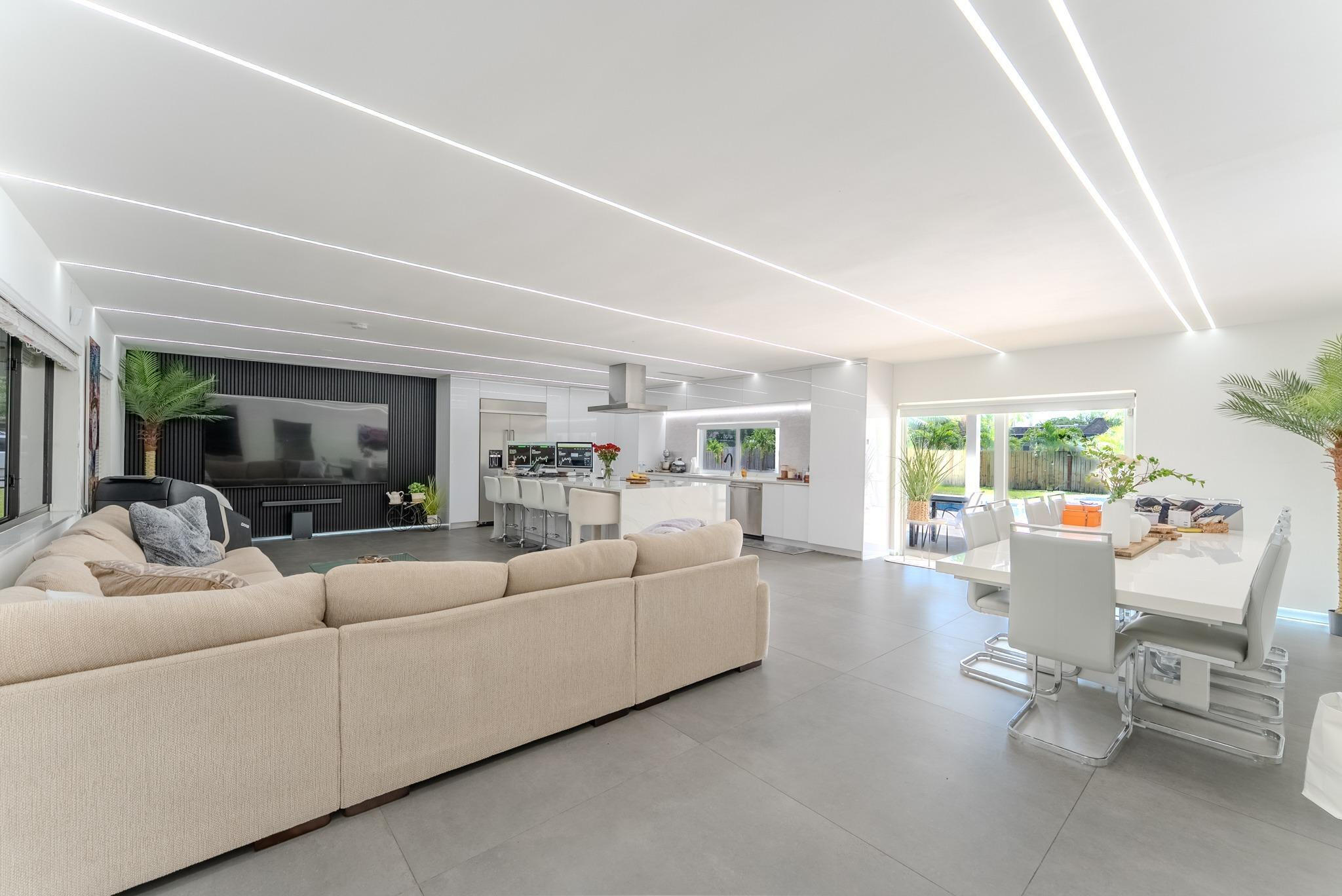 PLANTATIONS SECLUDED GARD - Residential