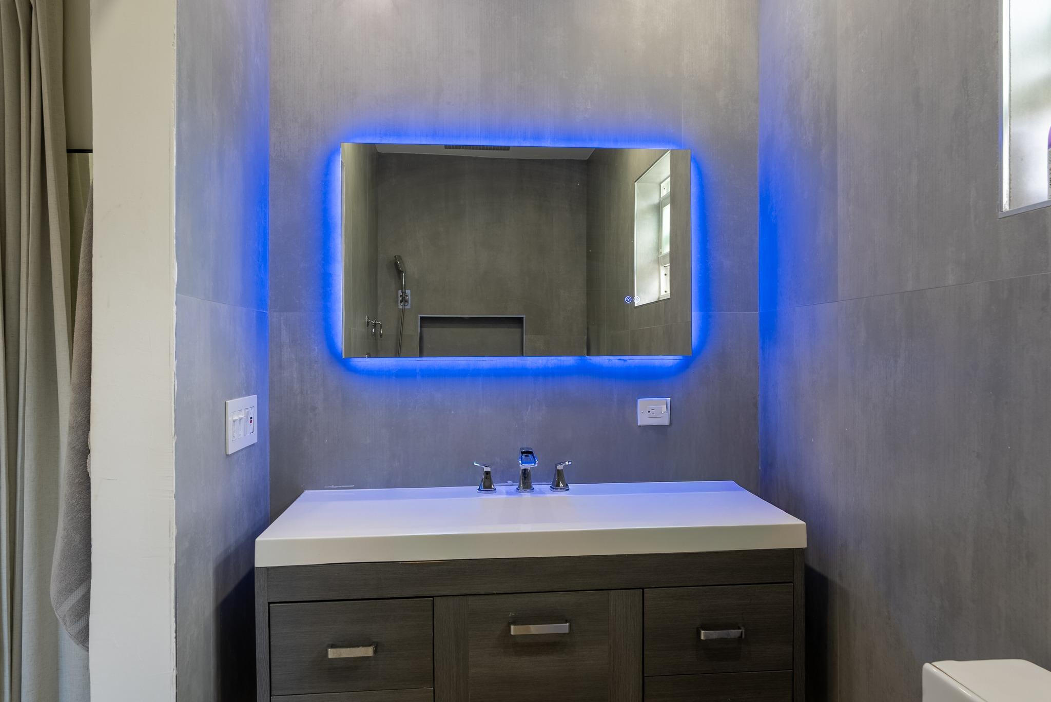 PLANTATIONS SECLUDED GARD - Residential